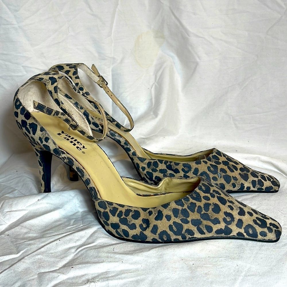 VALLEY LANE HEELS